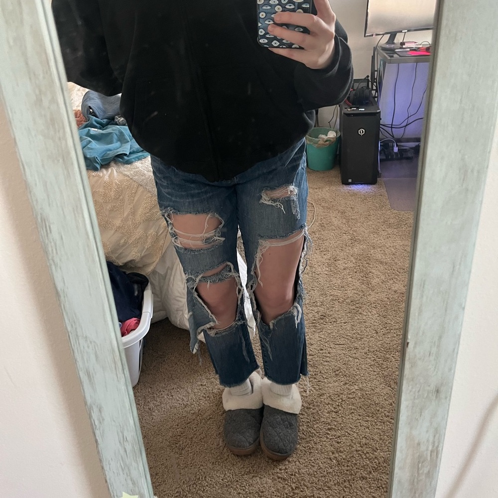 charlotte russe distressed jeans